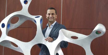 Nabil Daoud, presidente de Lilly en España, Portugal y Grecia, en el centro de I+D de la empresa en Alcobendas.