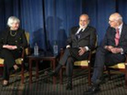 Los últimos cuatro banqueros centrales de Estados Unidos, Bernanke, Greenspan, Volcker y Yellen, comparten mesa redonda sobre estímulos monetarios