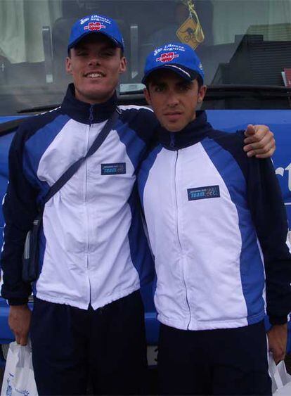 Luis León Sánchez, a la izquierda, y Alberto Contador en el Tour 2005.