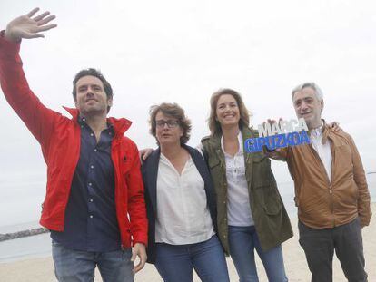 Los candidatos del PP y su presidenta Arantza Quiroga y Borja Semper
