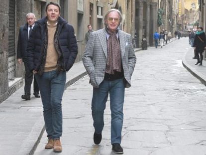 Renzi pasea por Florencia con el empresario Diego Della Valle.