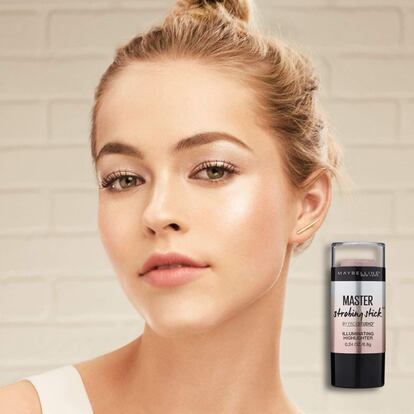 Utilizar correctamente un producto iluminador ayuda a que la piel del rostro luzca más bonita y descansada. GETTY IMAGES.