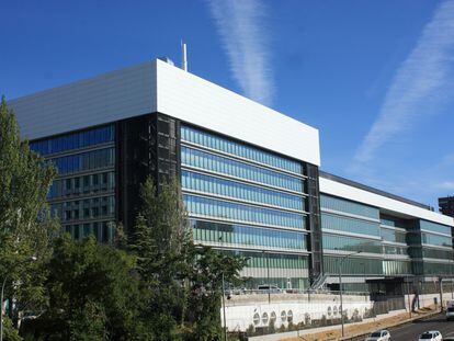 Oficinas Torre Rioja, de Úrculo Ingenieros.