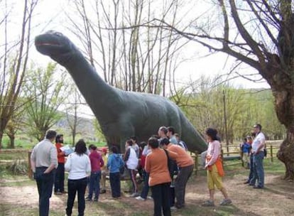 En Galve (Teruel) se pueden ver reproducciones de dinosaurios, huellas y fósiles originales.