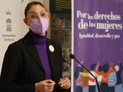 Teresa Franco, concejala de Igualdad, Juventud y Cooperación al Desarrollo del Ayuntamiento de Murcia, durante la presentación de los actos del Día de la Mujer.