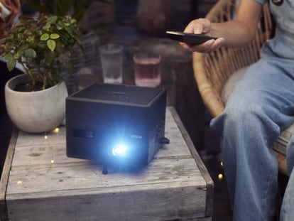 Será como tener un cine en casa: este proyector de Philips es ideal para  series o películas y tiene un precio espectacular - Noticias de cine 