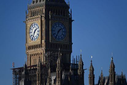 El reloj de la torre del Parlamento de Westminster, el lunes.
