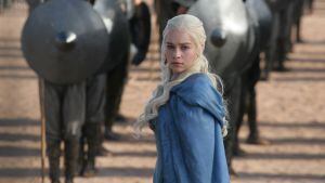 Emilia Clarke, en la piel de Daenerys Targaryen, única hija de Aerys II Targaryen.