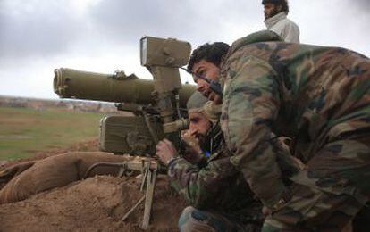 Combatientes prorégimen, a las afueras de El Bab, en la provincia de Alepo, en el norte del país.