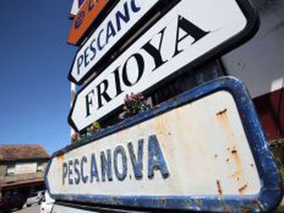 Se&ntilde;al indicando la entrada a la factor&iacute;a de Pescanova en Pontevedra.
