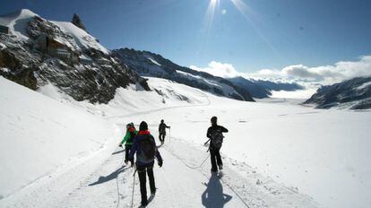 Comienza la marcha sobre el Aletsch