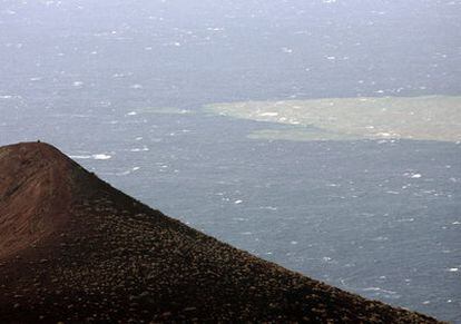 Vista general de los focos de erupción volcánica submarina frente a la costa de La Restinga,en El Hierro