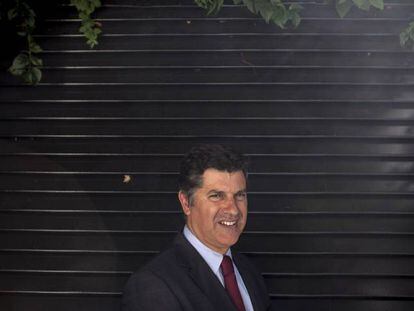 Manuel Caldeira Cabral, ministro portugu&eacute;s de Econom&iacute;a, en su sede lisboeta.