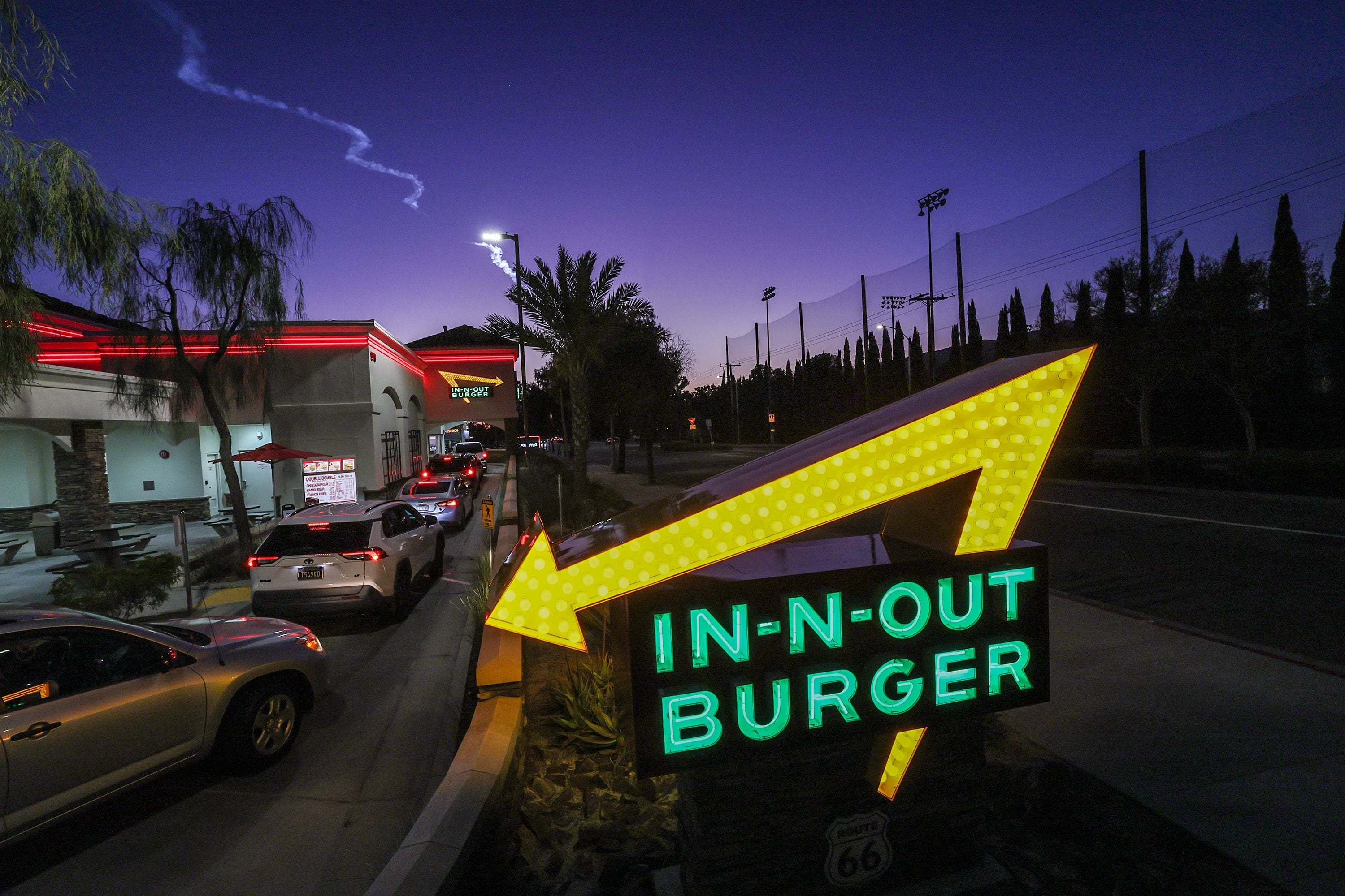 El crimen y el fentanilo dañan al rey de las hamburguesas en California
