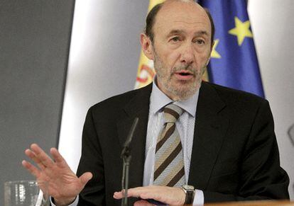 Rubalcaba, en la rueda de prensa posterior al Consejo de Ministros.