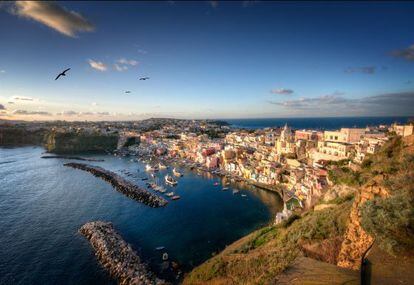 Vista de Procida, isla frente a Nápoles.