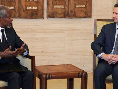 El presidente sirio, Bachar el Asad, reunido el pasado fin de semana con el enviado especial de la Líga Árabe y la ONU, Kofi Annan, en Damasco.