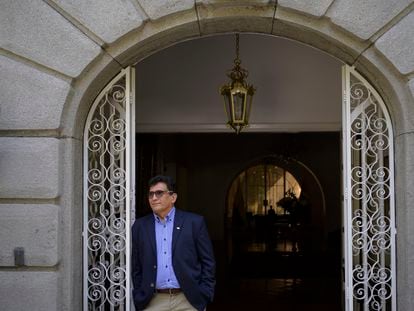 Milton Rengifo en la residencia del embajador de Colombia en Caracas.