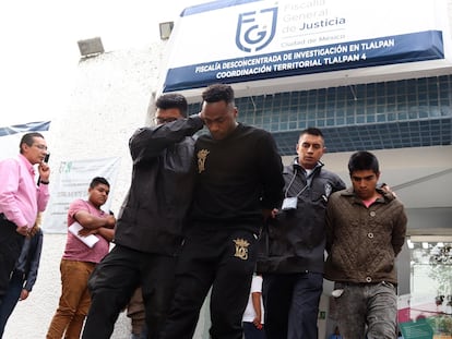 El futbolista Renato Ibarra tras ser trasladado al Reclusorio Norte de Ciudad de México.