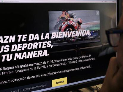 Un usuario accede a la web de DAZN. 