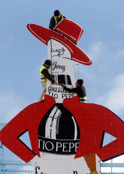 El cartel de Tío Pepe, en la Puerta del Sol, se ha convertido en un icono.