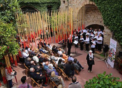 Un concert al Museu d'Història dels Jueus a la capital gironina durant la primera jornada de Temps de Flors.