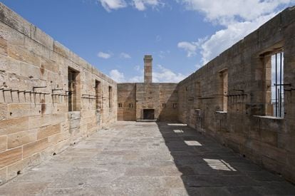 Restos de los antiguos barracones en los que se recluía a los convictos enviados a Cockatoo Island.