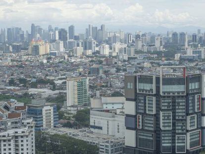 Vista aérea de Yakarta, capital de Indonesia. 