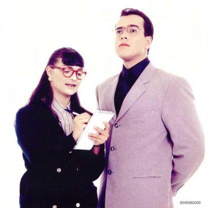 YO SOY BETTY, LA FEA (1999-2001). Producción colombiana, y guion de Fernando Gaitán, batió el récord Guiness de 2010 a la telenovela de mayor éxito de la historia. Cuenta los desafíos que se impone una mujer inteligente, pero no muy atractiva, en el competitivo mundo de la moda.