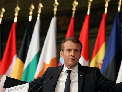 El presidente frnac&eacute;s, Emmanuel Macron, durante un discurso este martes en Par&iacute;s. 