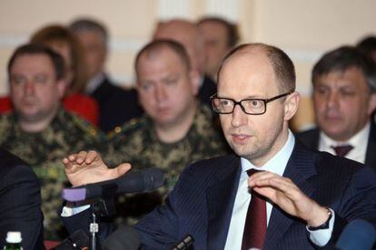 El primer ministro ucranio, Arseni Yatseniuk, en Donetsk.