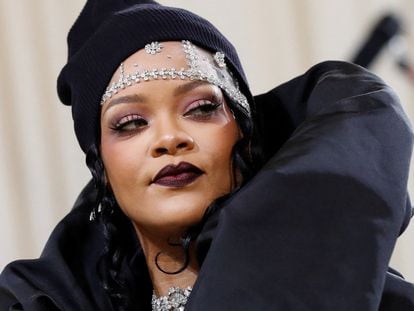 La cantante Rihanna, en la gala del Instituto del Traje del Metropolitan Museum of Art en Nueva York
