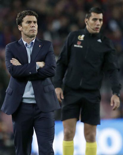  El entrenador del Sporting de Gijón, Joan Francesc Ferrer 'Rubi', durante el partido.