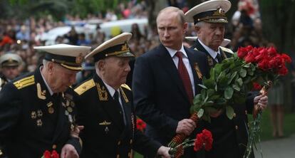 El presidente ruso, Vlad&iacute;mir Putin, durante la conmemoraci&oacute;n del D&iacute;a de la Victoria en Sebastopol. 