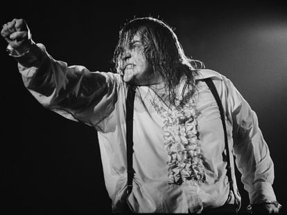 Meat Loaf, durante un concierto en Estados Unidos en 1978. El músico falleció el 20 de enero con su esposa Deborah a su lado, por causas que no han trascendido.