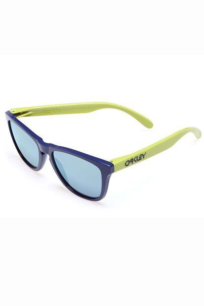 Al igual que las Wayfarer las Oakley son todo un clásico del verano. Este modelo está disponible en varios colores. (98 euros).