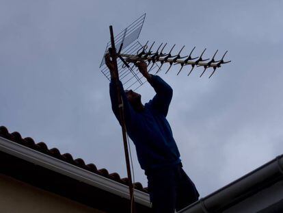 El cambio a la TDT implicaba la reorientaci&oacute;n de las antenas.