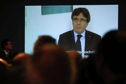 Carles Puigdemont, en una videoconferència que es va veure a la ciutat belga de Lovaina.