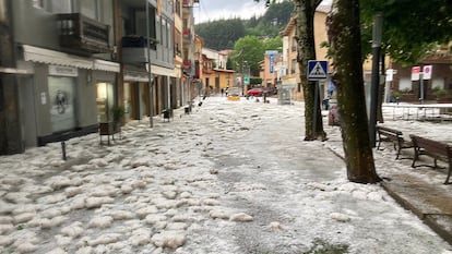 24/05/2023 Granizada en Sant Hilari Sacalm (Girona).
