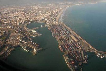 El puerto de Valencia en una imagen tomada desde arriba.