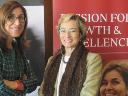 N&uacute;ria Vilanova y N&uacute;ria Chinchilla tras la presentaci&oacute;n del informe.