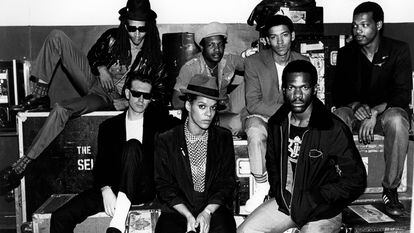 Los miembros del grupo británico de 'ska' The Selecter, en 1980.