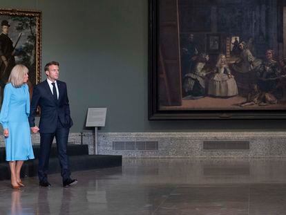 Emmanuel y Brigitte Macron, el miércoles en el Museo del Prado.