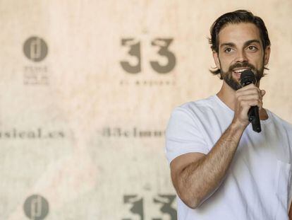 El actor Christian Escuredo, quien dará vida a Jesús, durante la presentación del musical ayer en Espacio 33, el recinto teatral construido en Ifema especialmente para la obra.