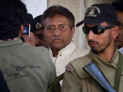Musharraf, tras o&iacute;r la decisi&oacute;n del tribunal