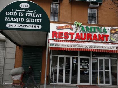 Fachada del restaurante africano de Nafissatou Diallo en el Bronx.  