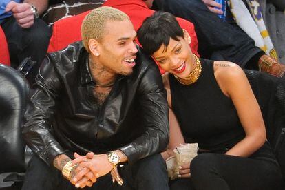 Chris Brown y Rihanna retomaron la relación de forma intermitente en el año 2012.