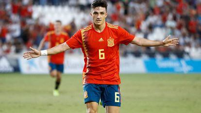Manu García, del Sporting, celebra un gol con la selección española sub-21.