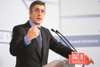 Patxi López durante su intervención ante el Comité Nacional de los socialistas vascos.