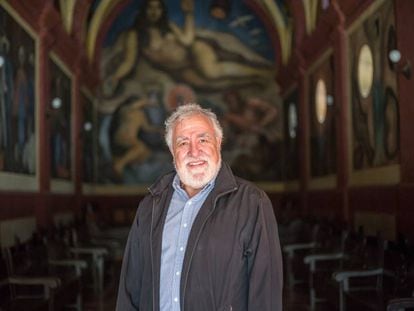 Alejandro Encinas, el viernes en la capilla riveriana de Chapingo.